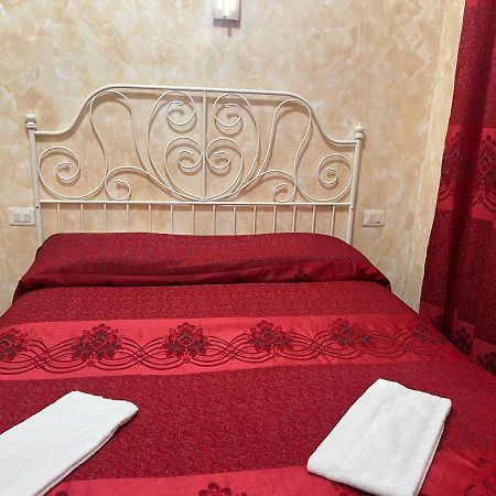 Roma Guest House Luaran gambar