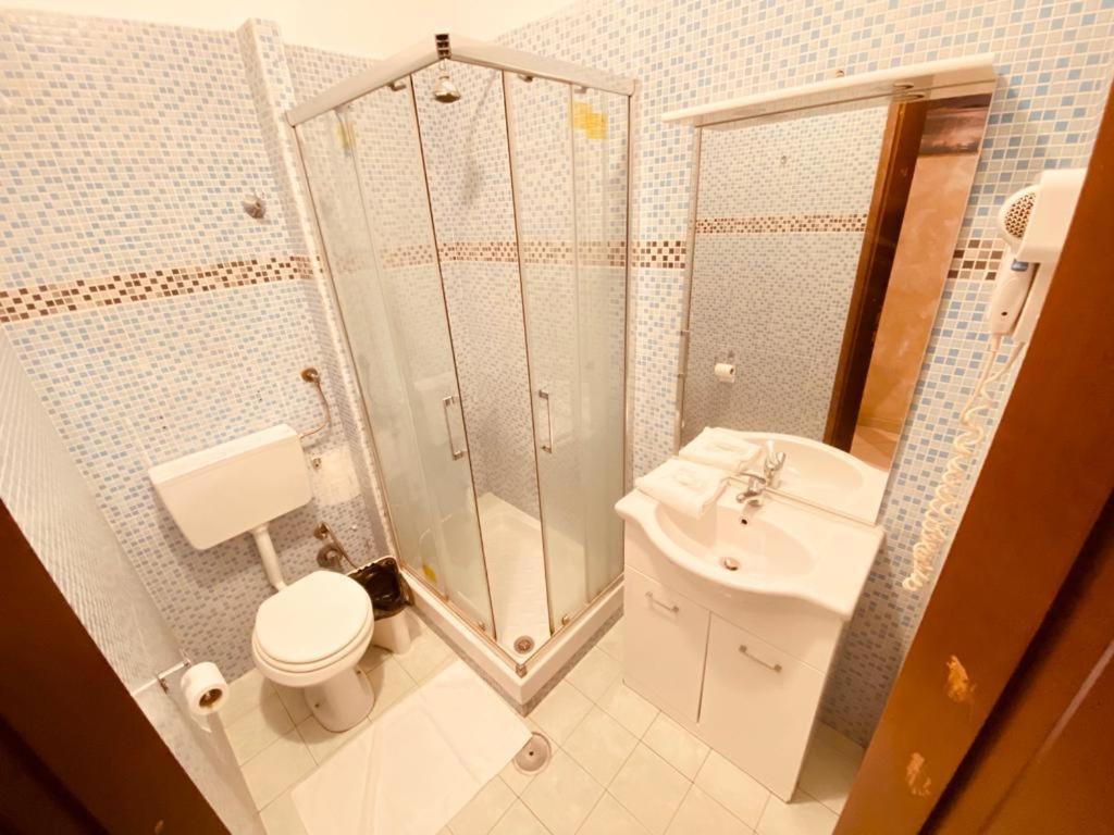 Roma Guest House Luaran gambar